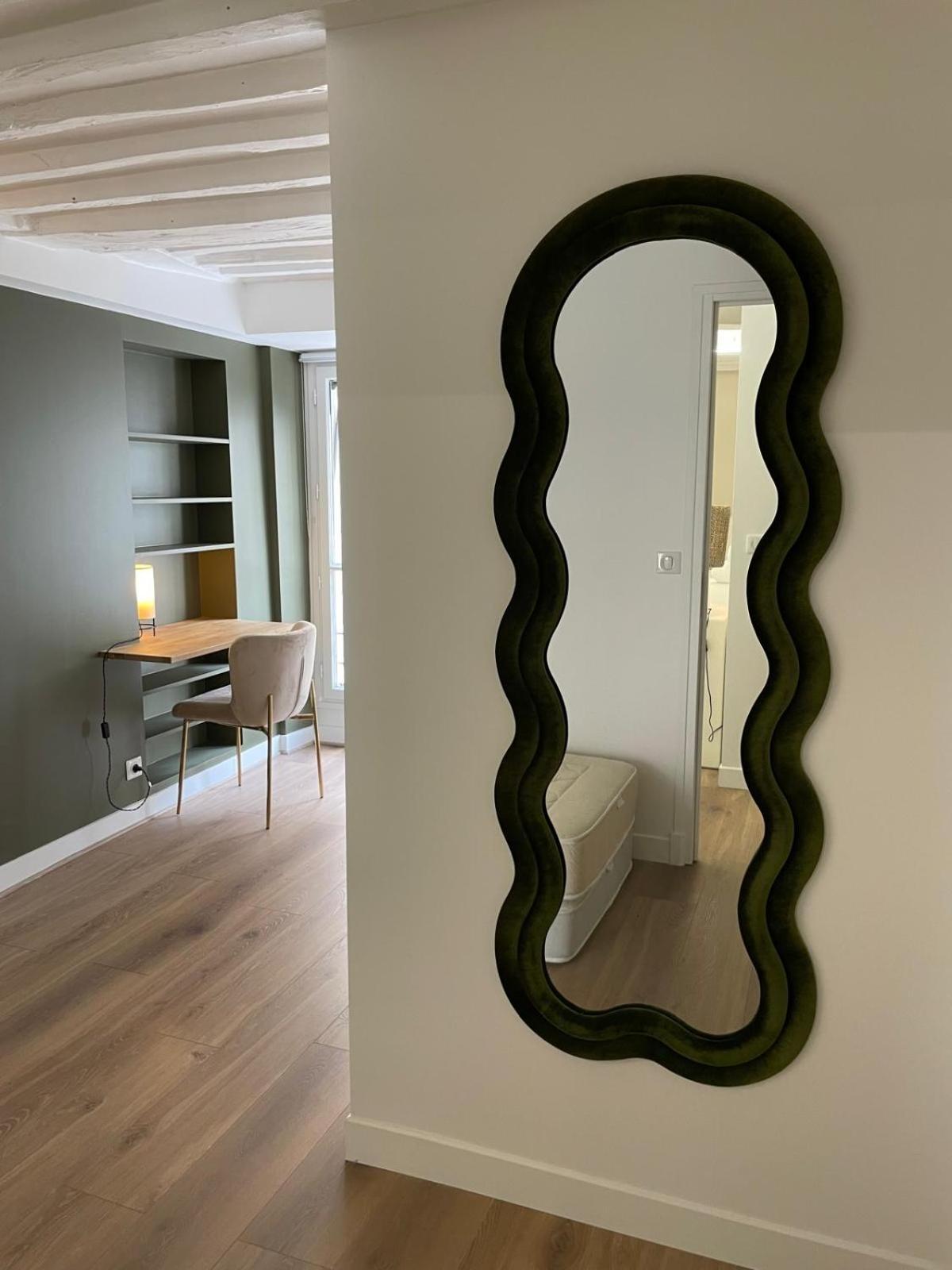 4 Pieces Charme Paris Centre Apartment ภายนอก รูปภาพ