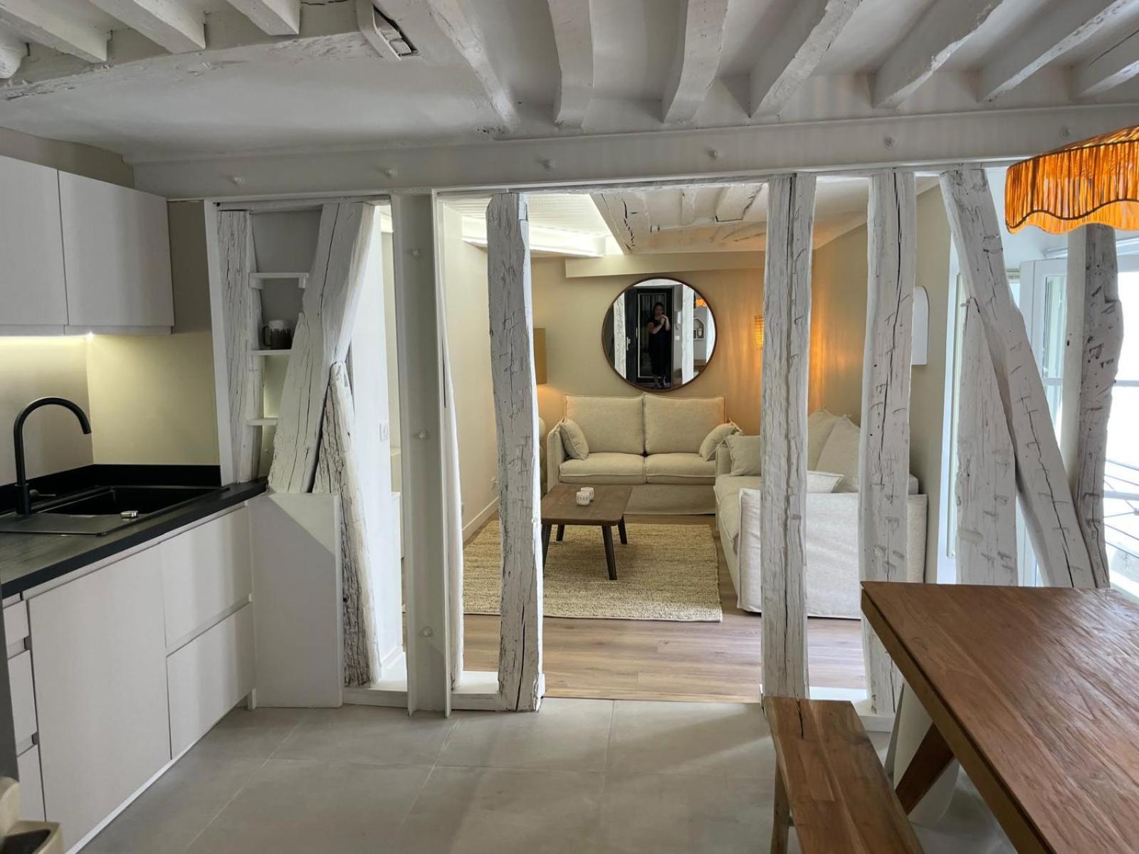 4 Pieces Charme Paris Centre Apartment ภายนอก รูปภาพ